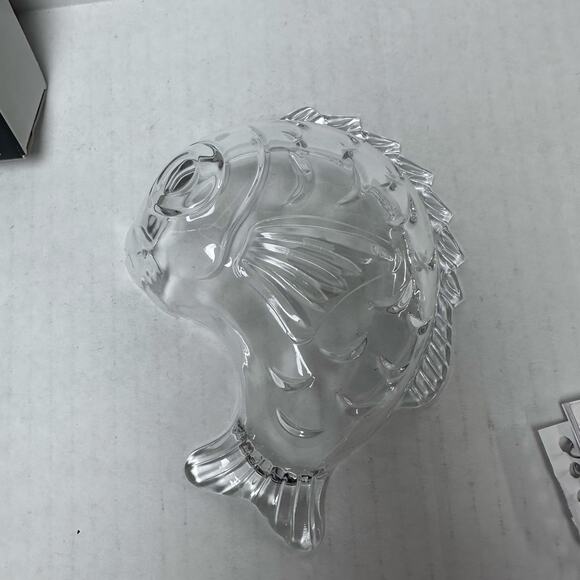 NIB studio nova glass oceans gift leaping fish candy/nut bowl - Picture 3 of 5